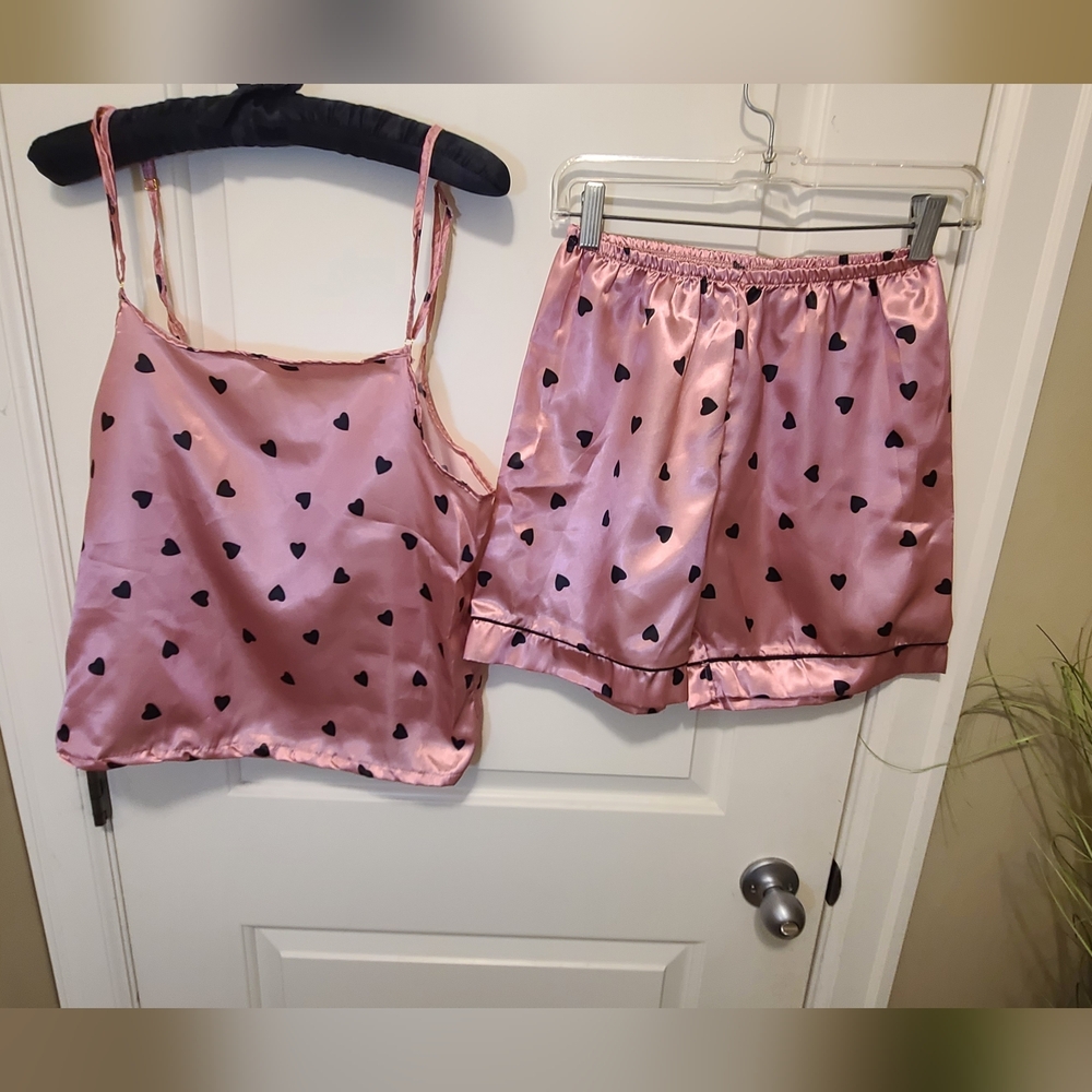 Pijama Pink Satin Cami&Short PJ Set With Black Hearts Size Small/Medium Approx. - Picture 3 of 16